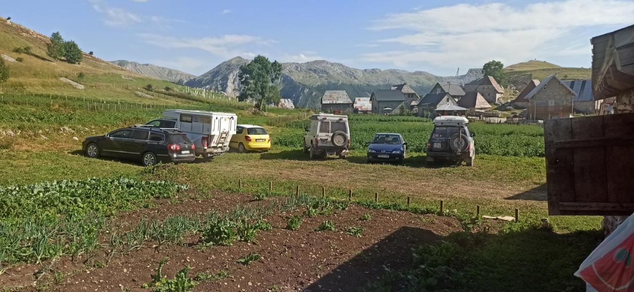 Na Krovu Svijeta Gornji Lukomir Exteriör bild